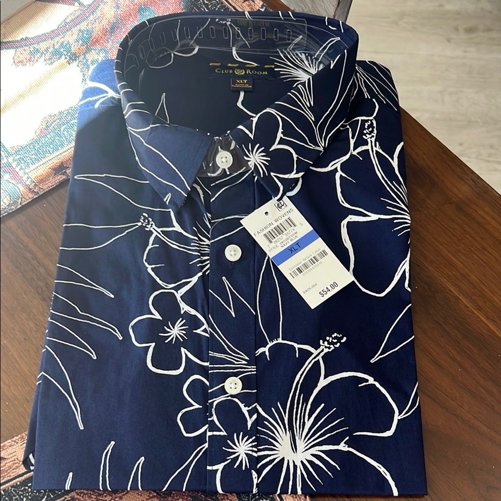 Club Room Men's Navy and White Floral Shirt